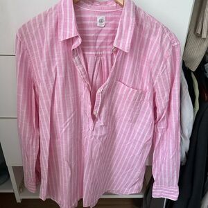 Pink Gap pullover size XL Excellent condition.